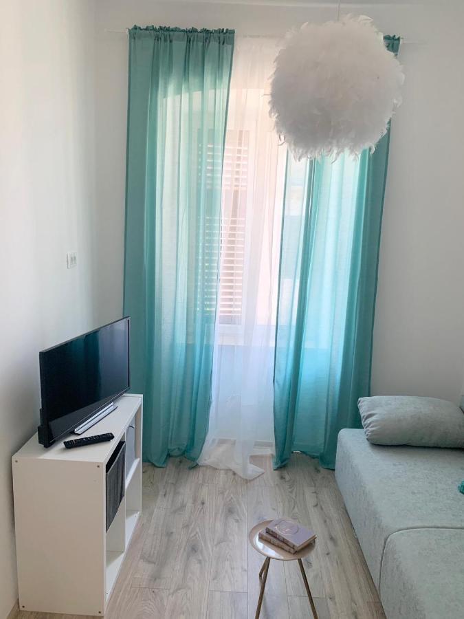 Ra City Garden Suite Пула Экстерьер фото
