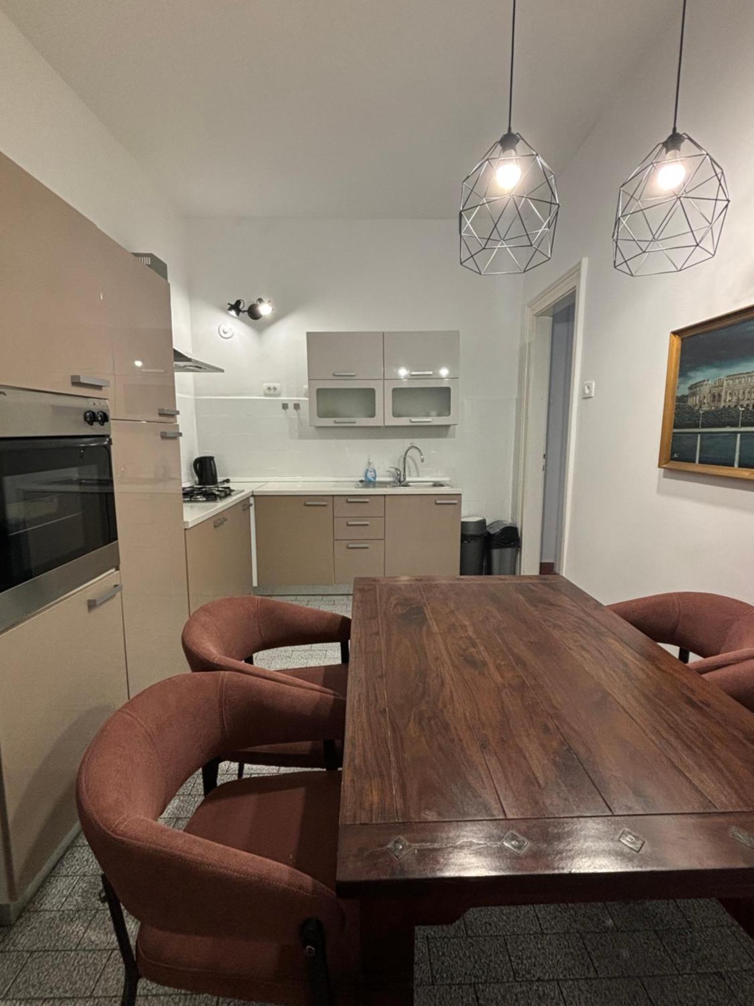 Ra City Garden Suite Пула Экстерьер фото